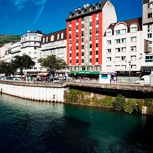 Le Pelerin Apartahotel
